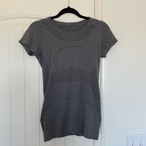 Lululemon shirt